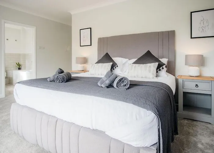 Springfield Lodge - 3 Bedroom Home - Princes Gate